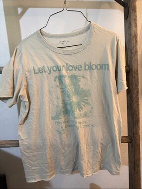 American Eagle 'Let Your Love Bloom' Graphic Tee